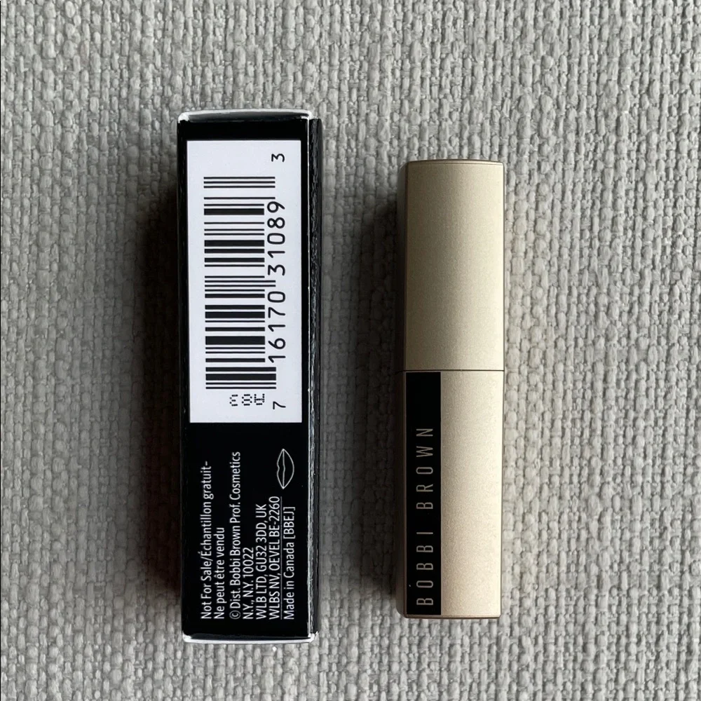 Bobbi Brown Luxe Matte Lipstick mini - claret 04